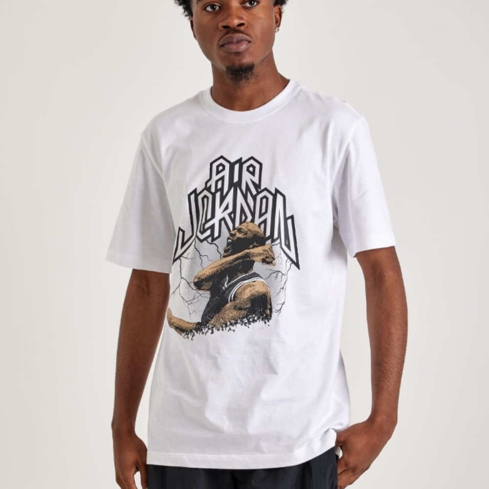 NWT Men's Jordan Graphic T-Shirt